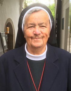 Sr
